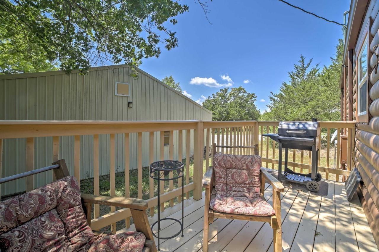 Branson Cabin With Deck Near Table Rock Lake! Kültér fotó